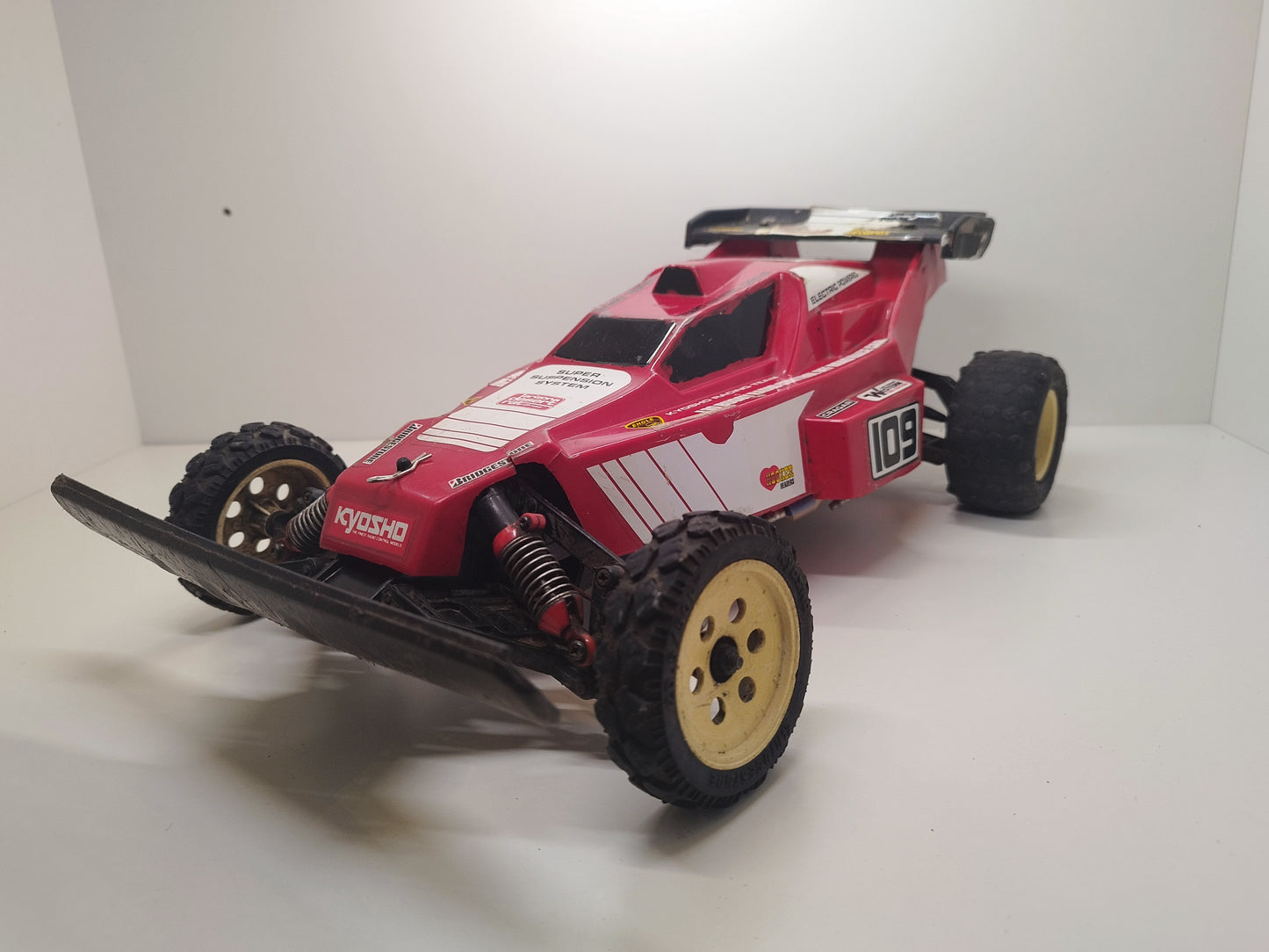 Kyosho 1/10 RC Raider 2wd Buggy - Scarce