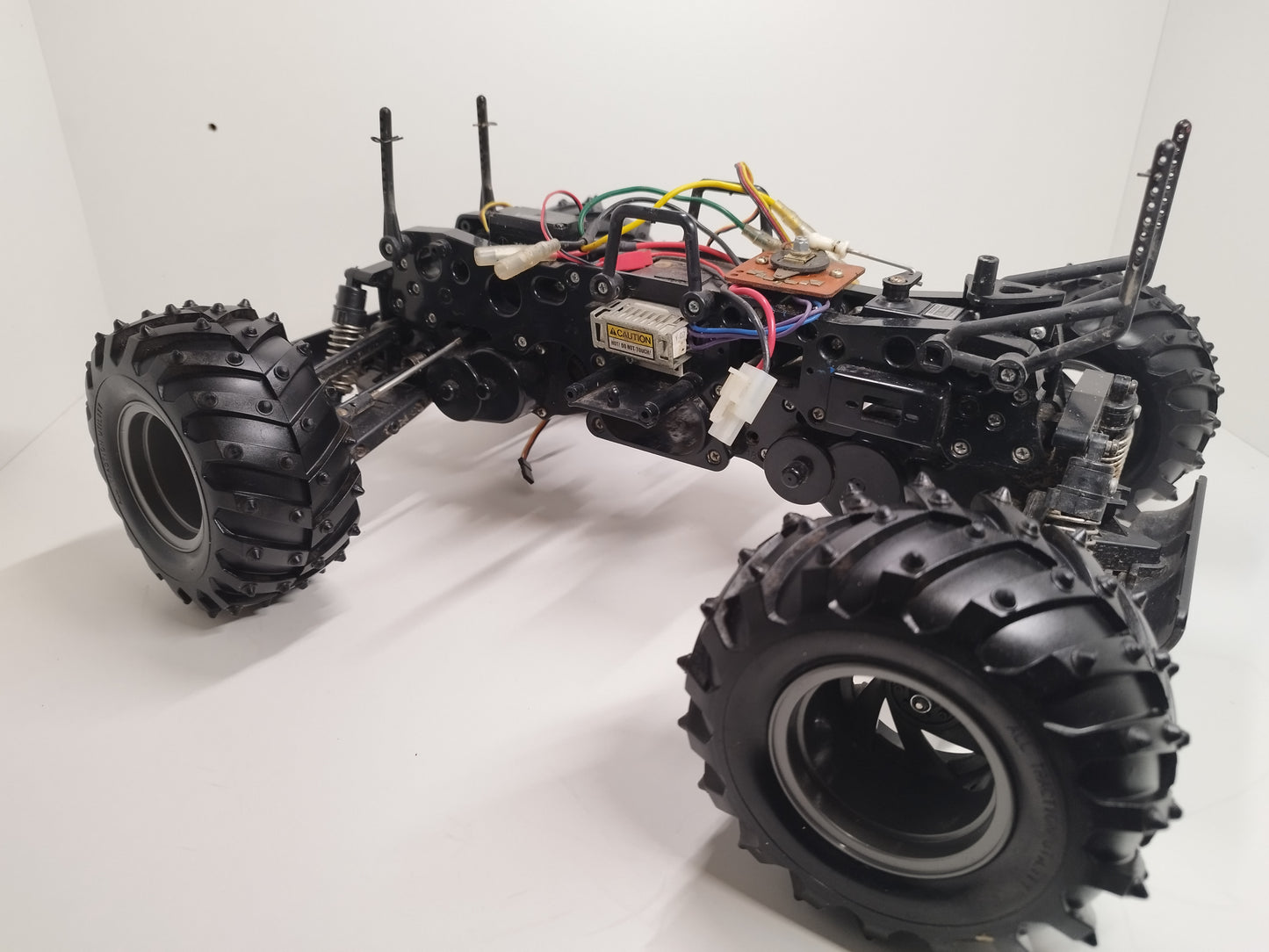 Tamiya 1/10 RC WR-01 Wild Dagger / Twin Detonator / '34 Ford Monster Truck - Project