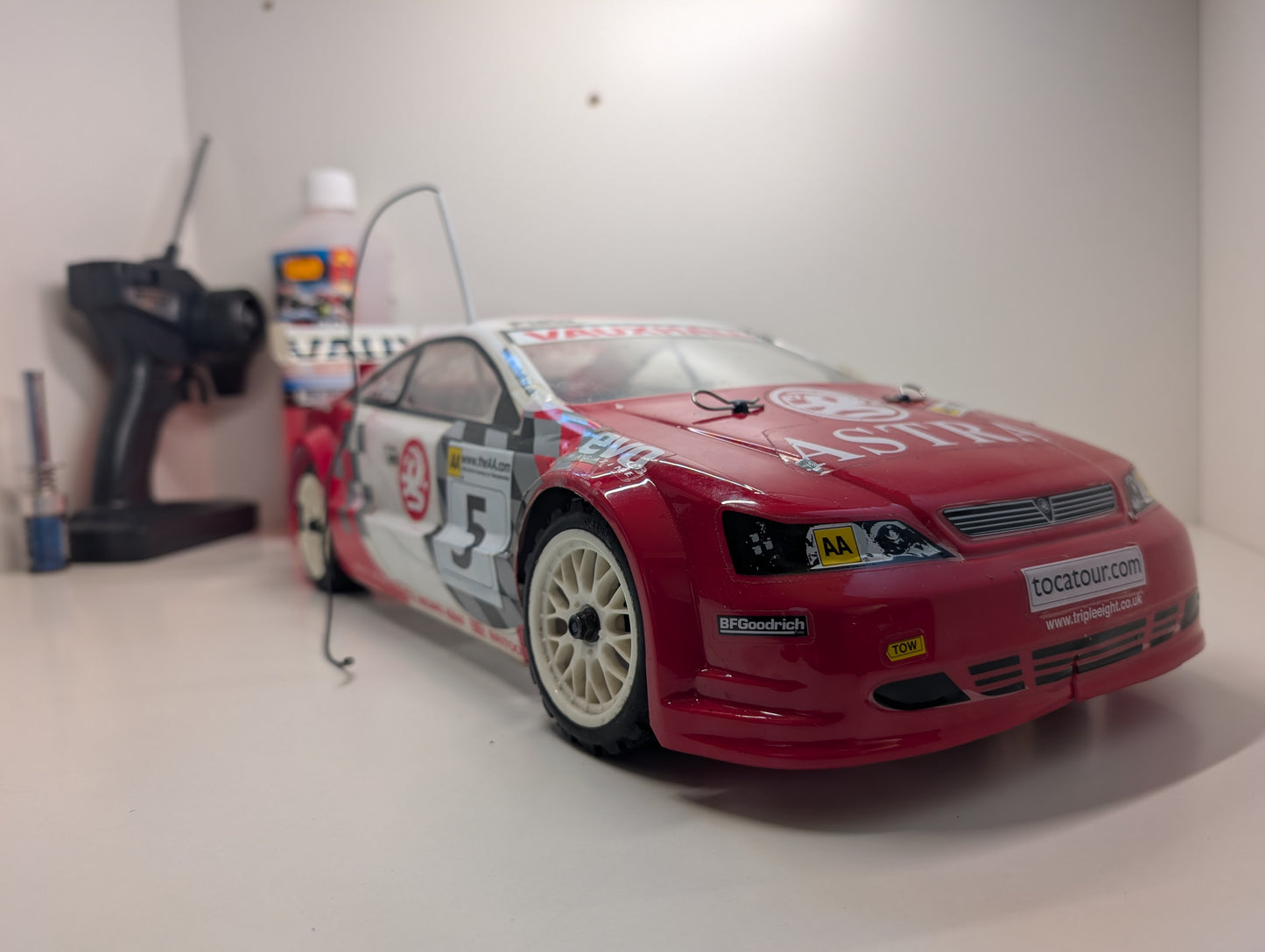 Kyosho 1/10 RC PureTen Nitro Car - Taisan Porsche / BTCC Vauxhall Astra - Ready to Run