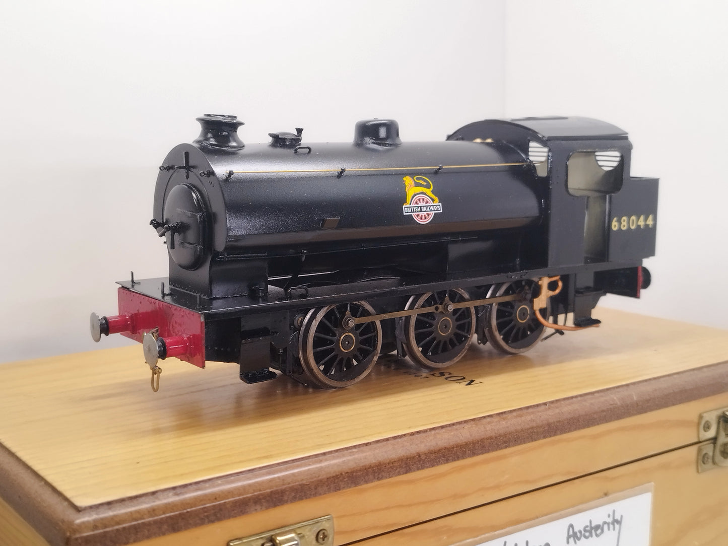 Kit Built O Gauge BR Austerity 0-6-0ST Tank Locomotive "68044" - 2 Rail