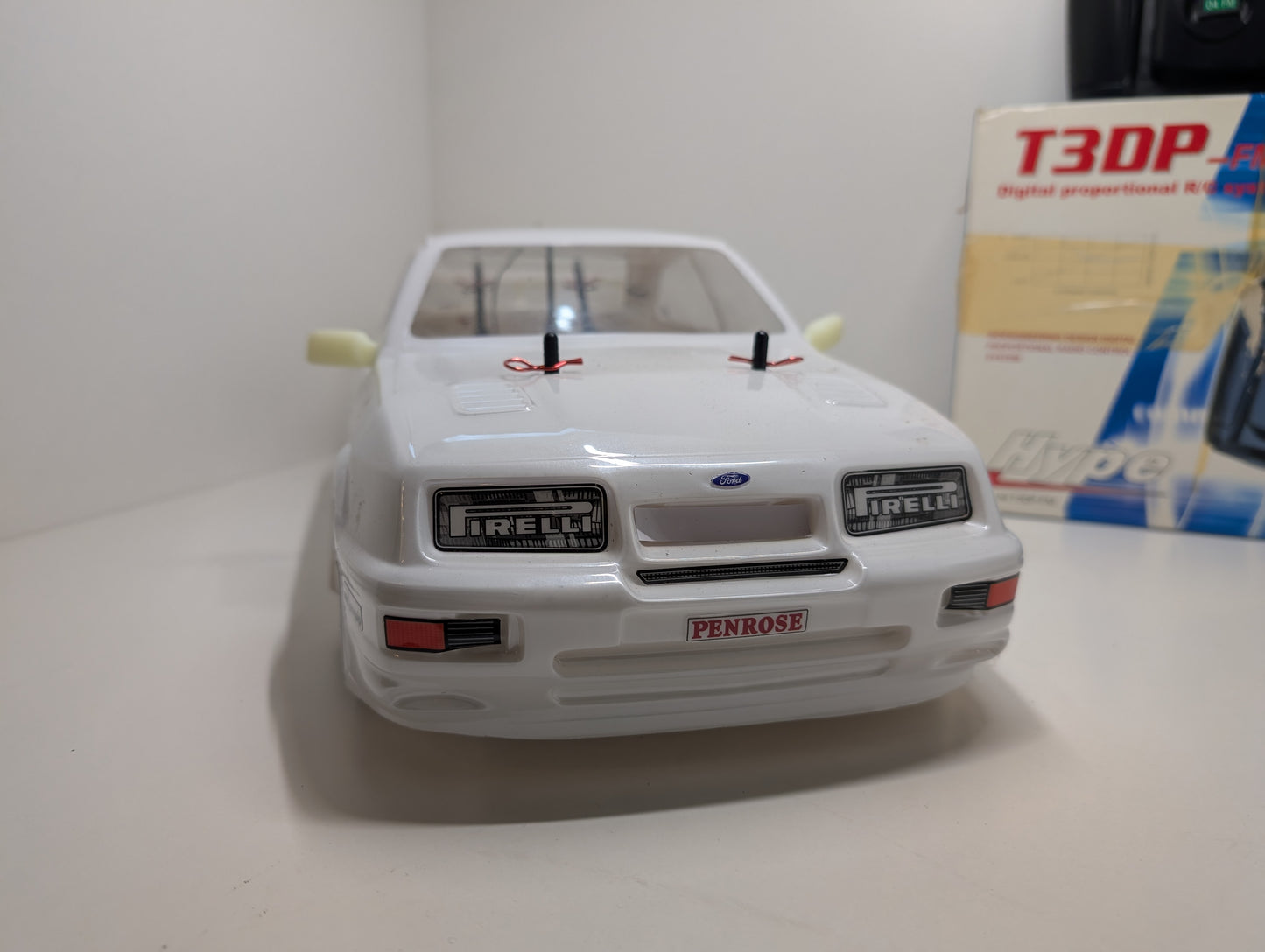 Tamiya 1/10 RC TA02 Ford Sierra Cosworth RS500 L&L Body Shell - Includes Radio