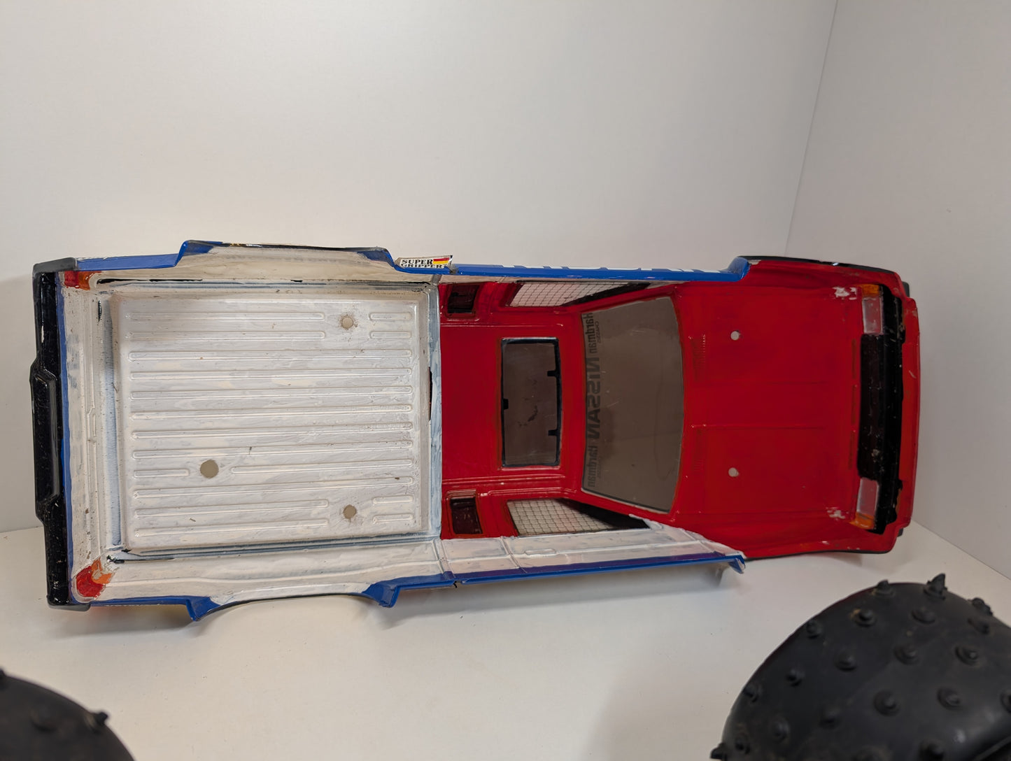 1991 Tamiya 1/10 RC Nissan King Cab Stadium Truck - Original condition