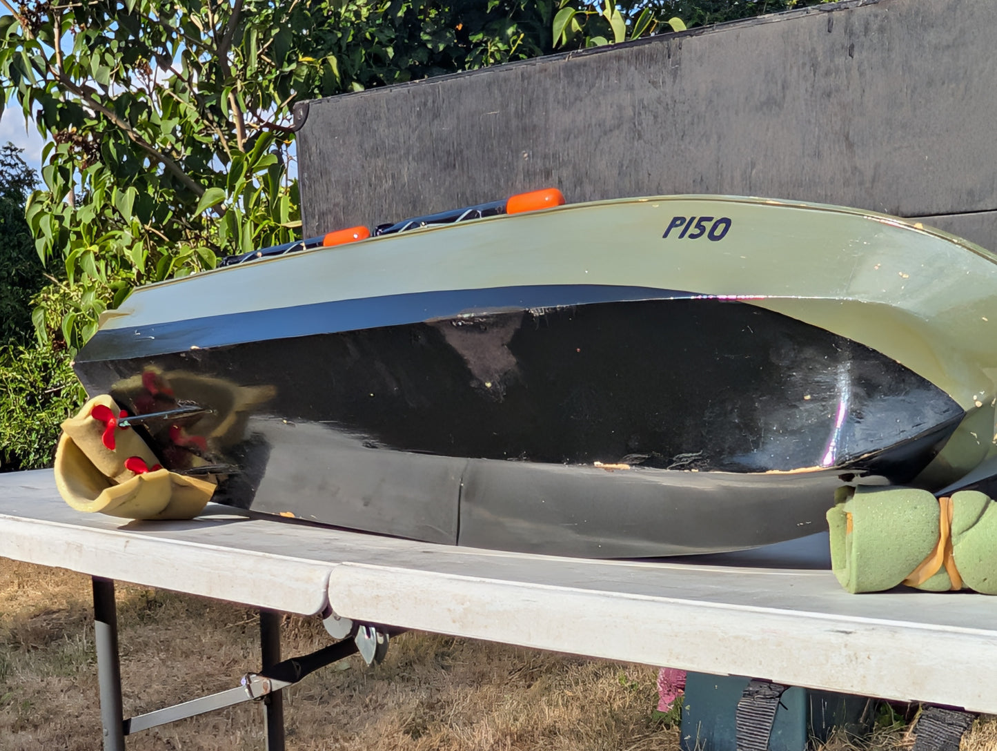 Vintage Radio Controlled Vosper Brave Class Torpedo Boat P150 "Brave Boarderer" - Futaba Radio Gear - Project