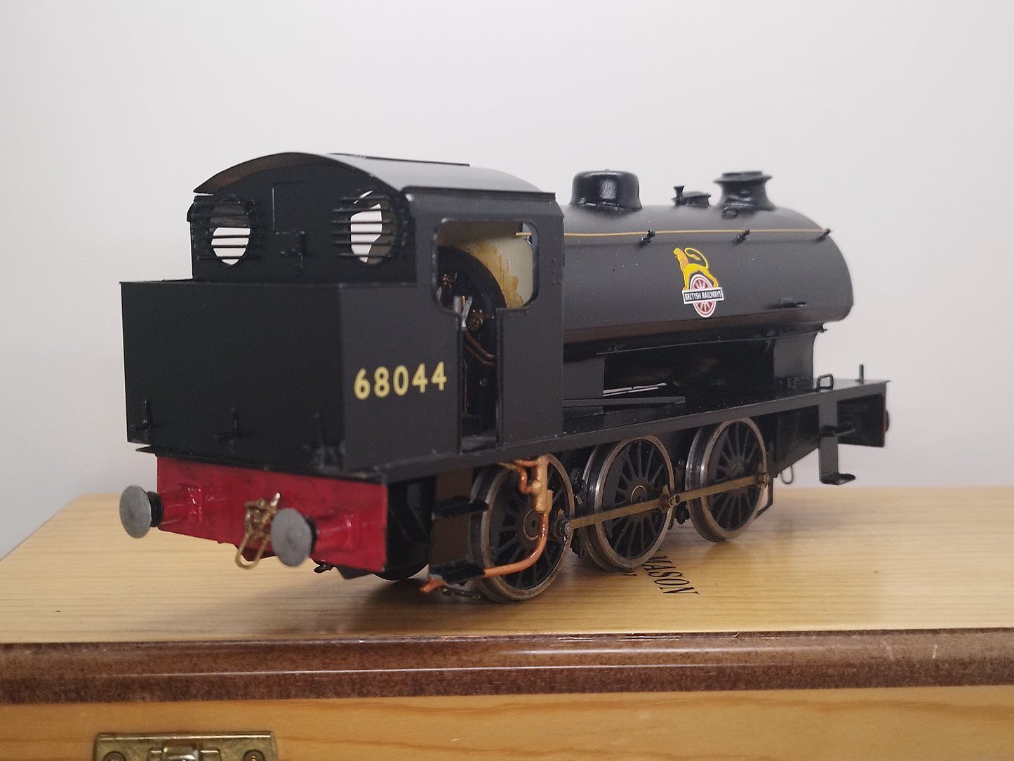 Kit Built O Gauge BR Austerity 0-6-0ST Tank Locomotive "68044" - 2 Rail