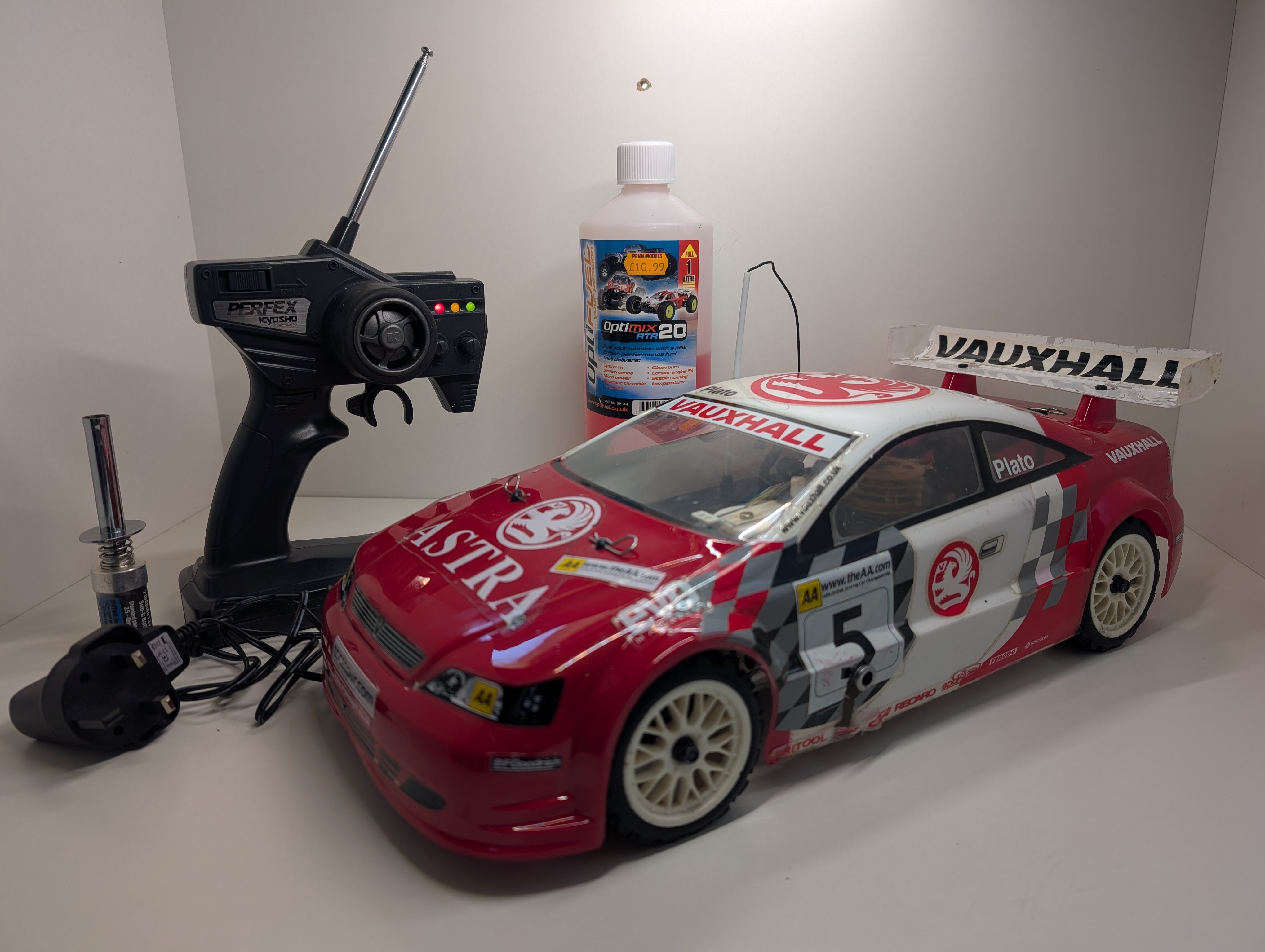 Kyosho 1/10 RC PureTen Nitro Car - Taisan Porsche / BTCC Vauxhall