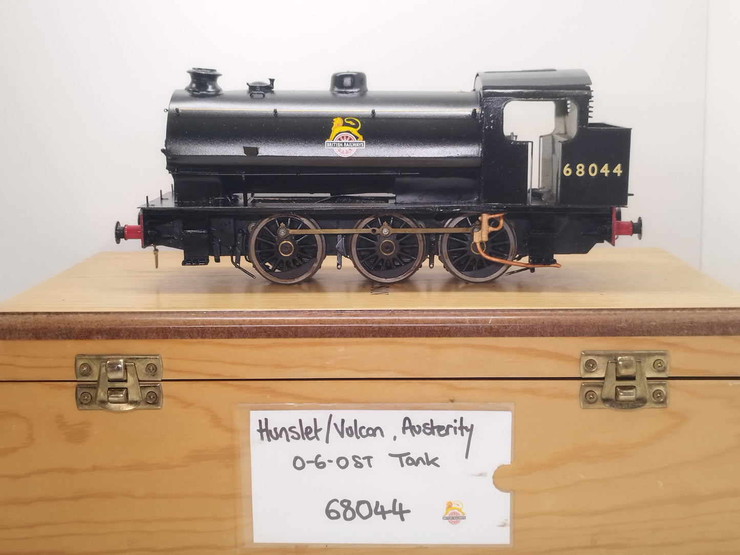 Kit Built O Gauge BR Austerity 0-6-0ST Tank Locomotive "68044" - 2 Rail