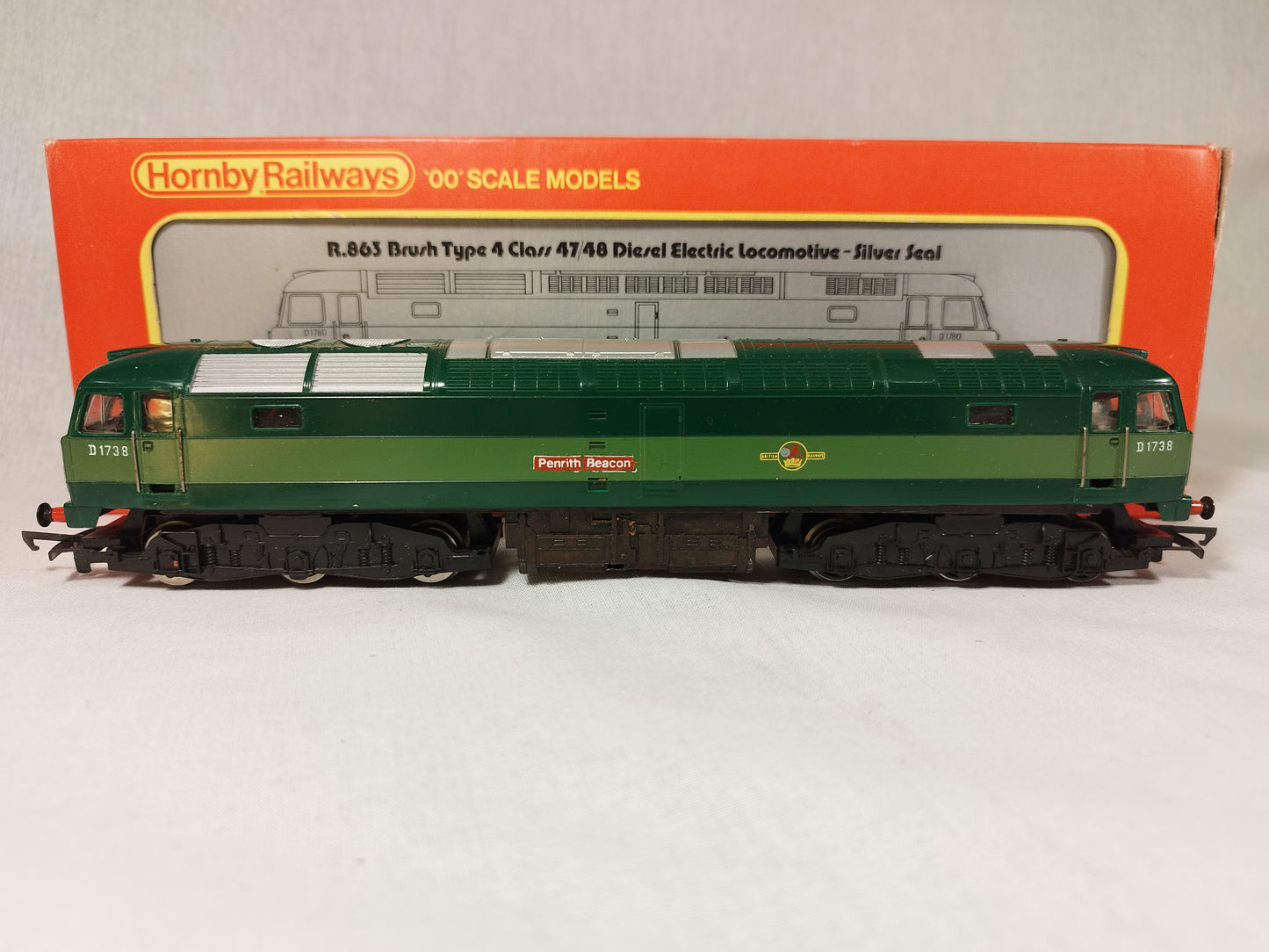 Hornby OO Gauge Brush Type 4 Diesel Electric "Penrith Beacon" D1738