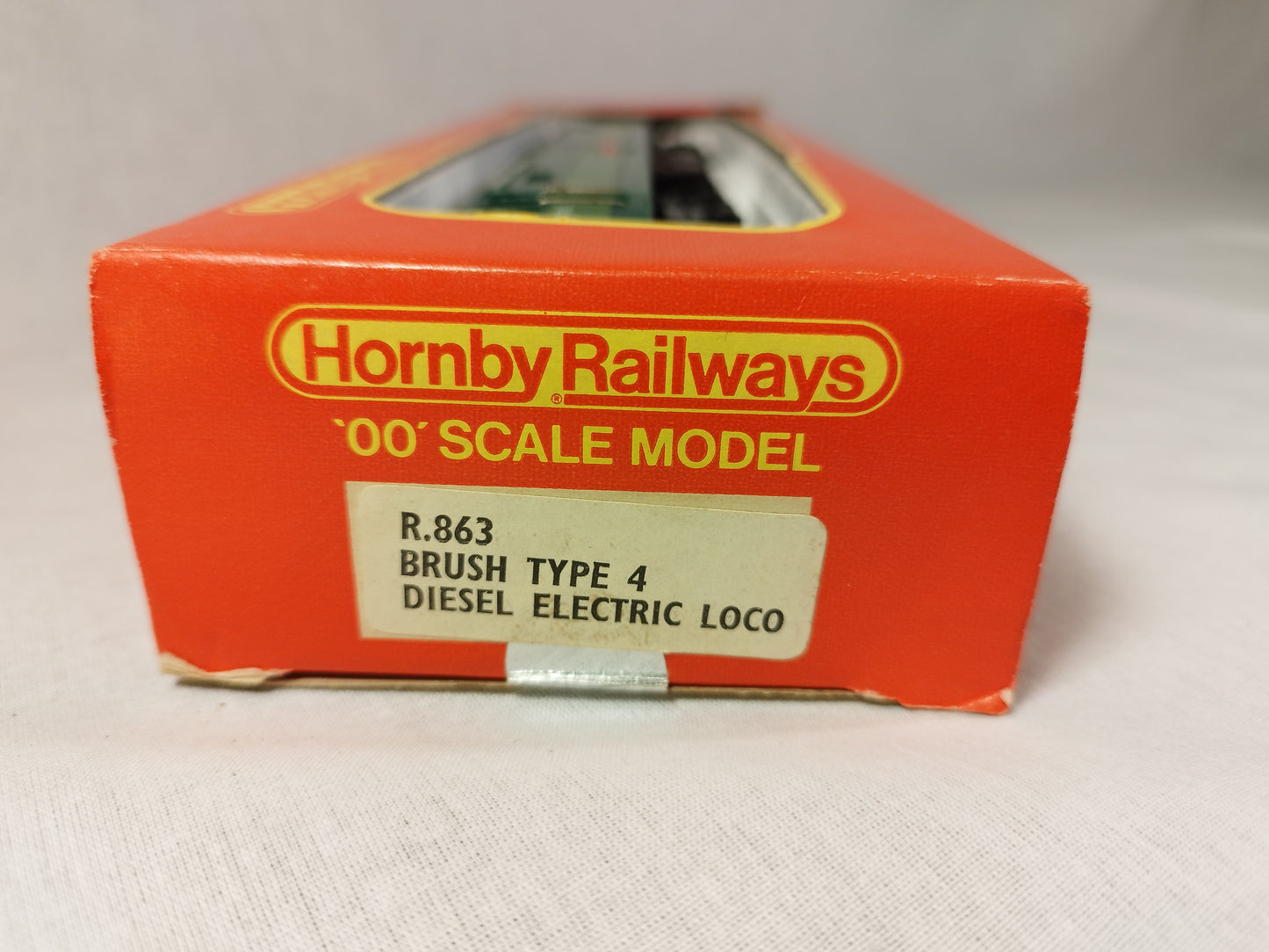 Hornby OO Gauge Brush Type 4 Diesel Electric "Penrith Beacon" D1738