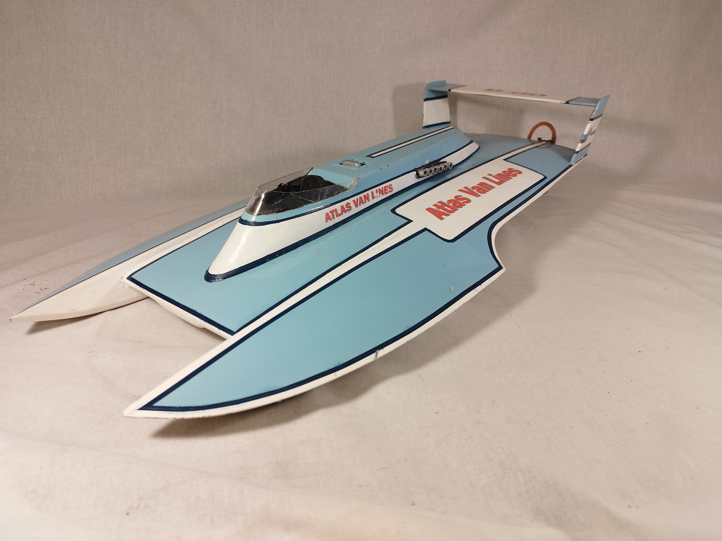 Atlas Van Lines Unlimited Hydroplane RC Brushless Motor and ESC.