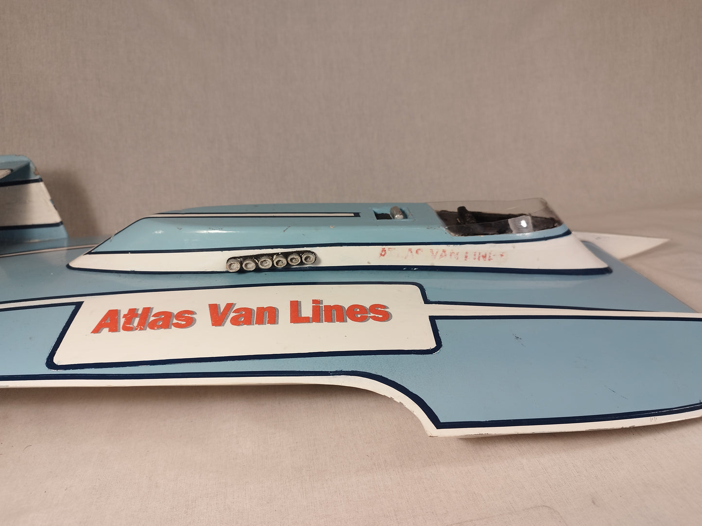 Atlas Van Lines Unlimited Hydroplane RC Brushless Motor and ESC.