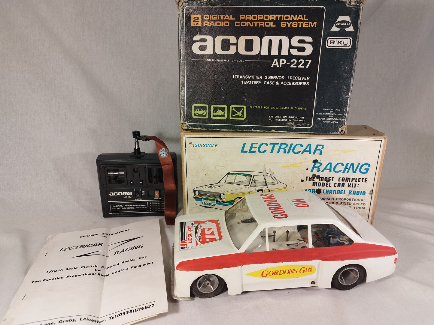 Lectricar Racing RC Ford Escort RS 1975 inc Acoms AP227 Radio