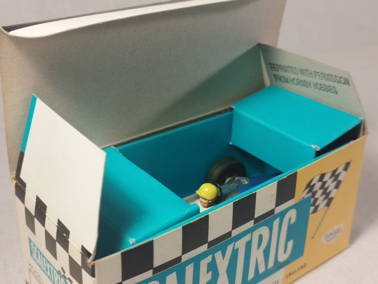 Scalextric C62 Shark Nose Ferrari F1 Car - Repro Box