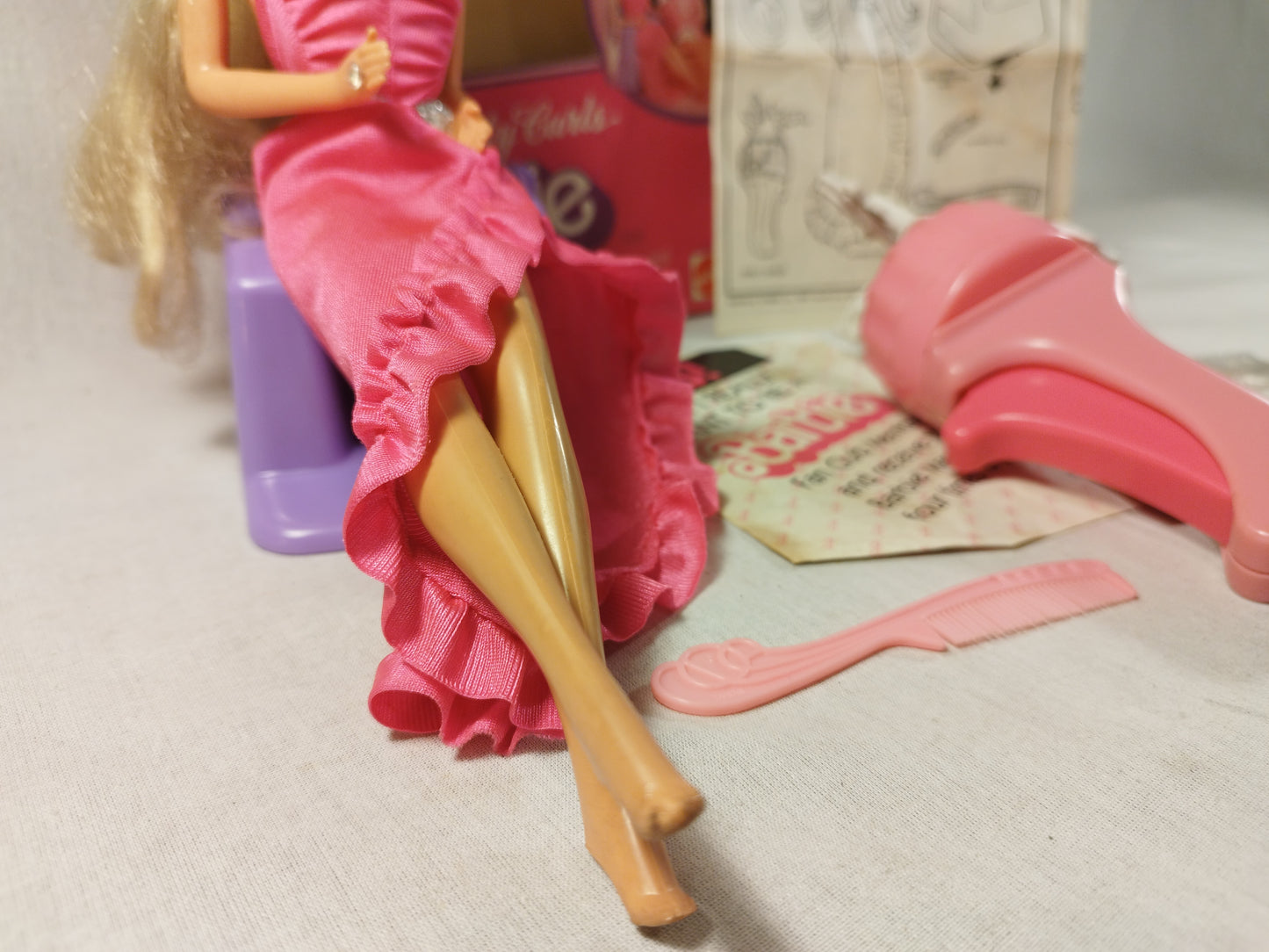 Mattel Taiwan Twirly Curls Barbie 1982 inc Box & Accessories