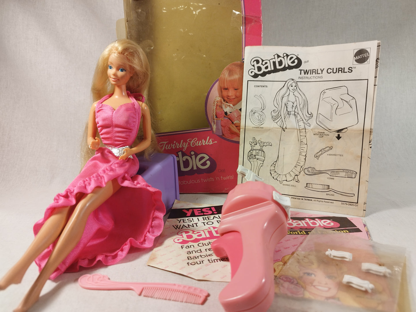 Mattel Taiwan Twirly Curls Barbie 1982 inc Box & Accessories