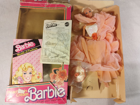 Mattel Taiwan Peaches 'n' Cream Barbie 1984 Boxed