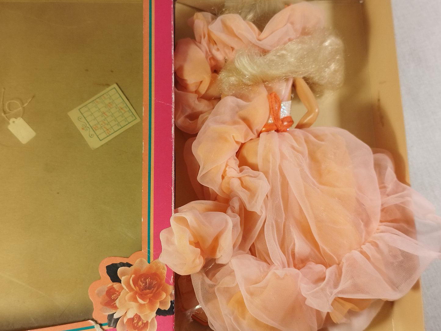 Mattel Taiwan Peaches 'n' Cream Barbie 1984 Boxed