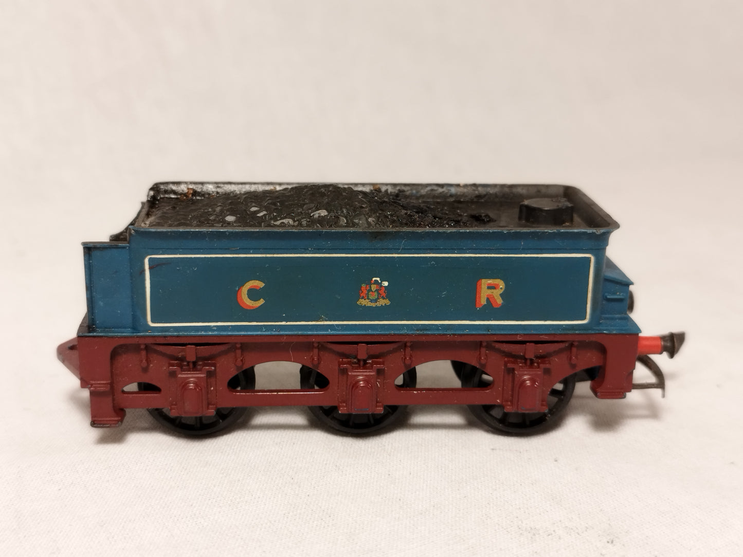 Triang OO Gauge R554 Caledonian Railway Tender Unit in Matt Finish