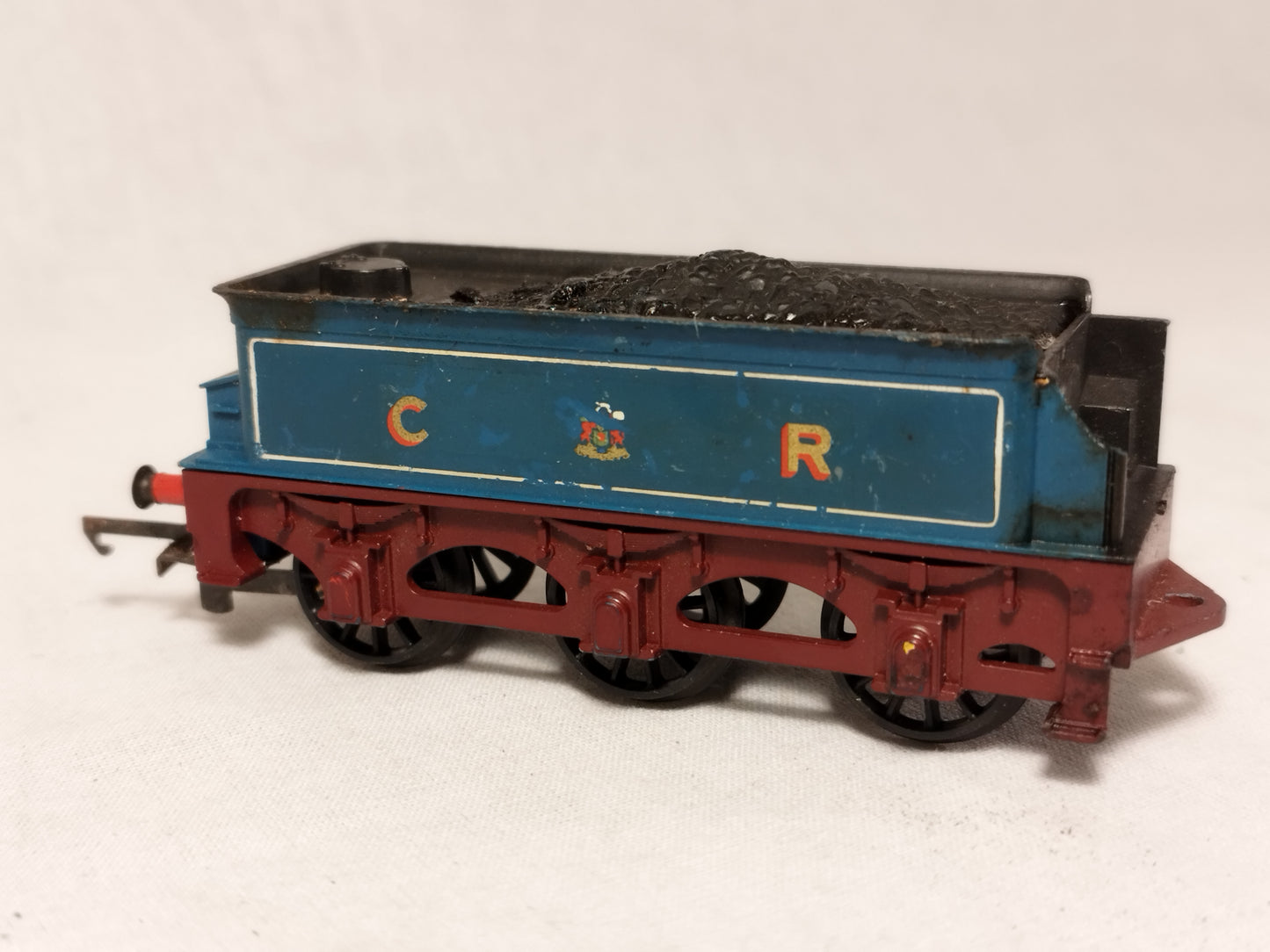 Triang OO Gauge R554 Caledonian Railway Tender Unit in Matt Finish