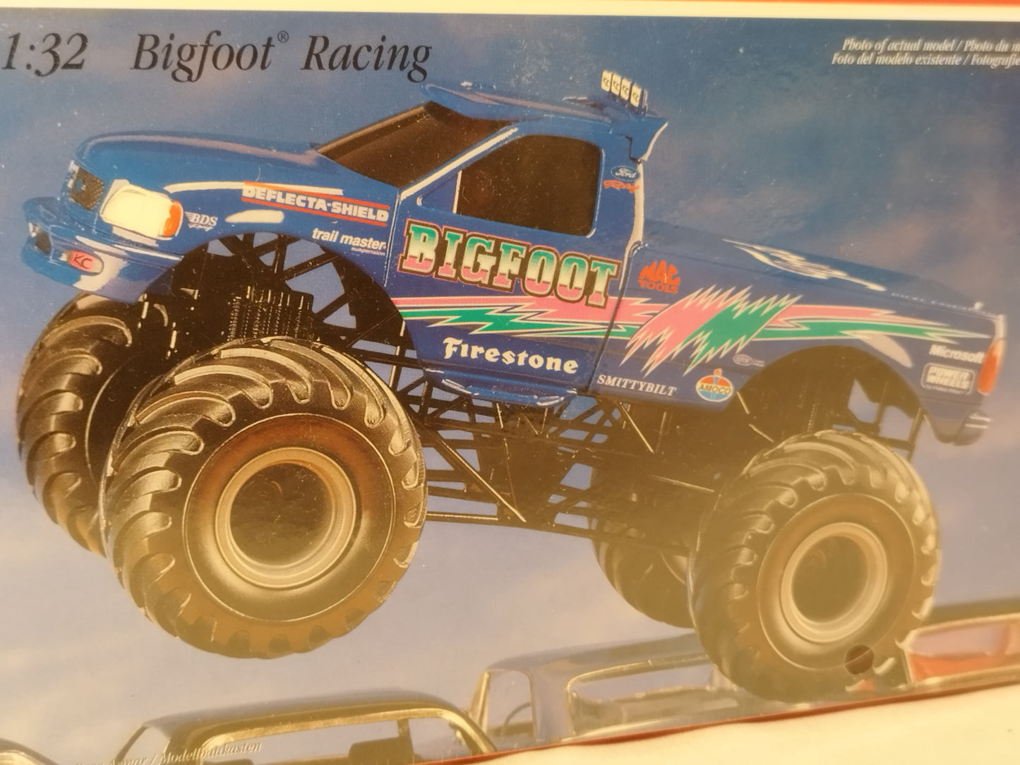 AMT Ertl 1:32 Scale "Bigfoot" Monster Truck Kit - 1990's Kit