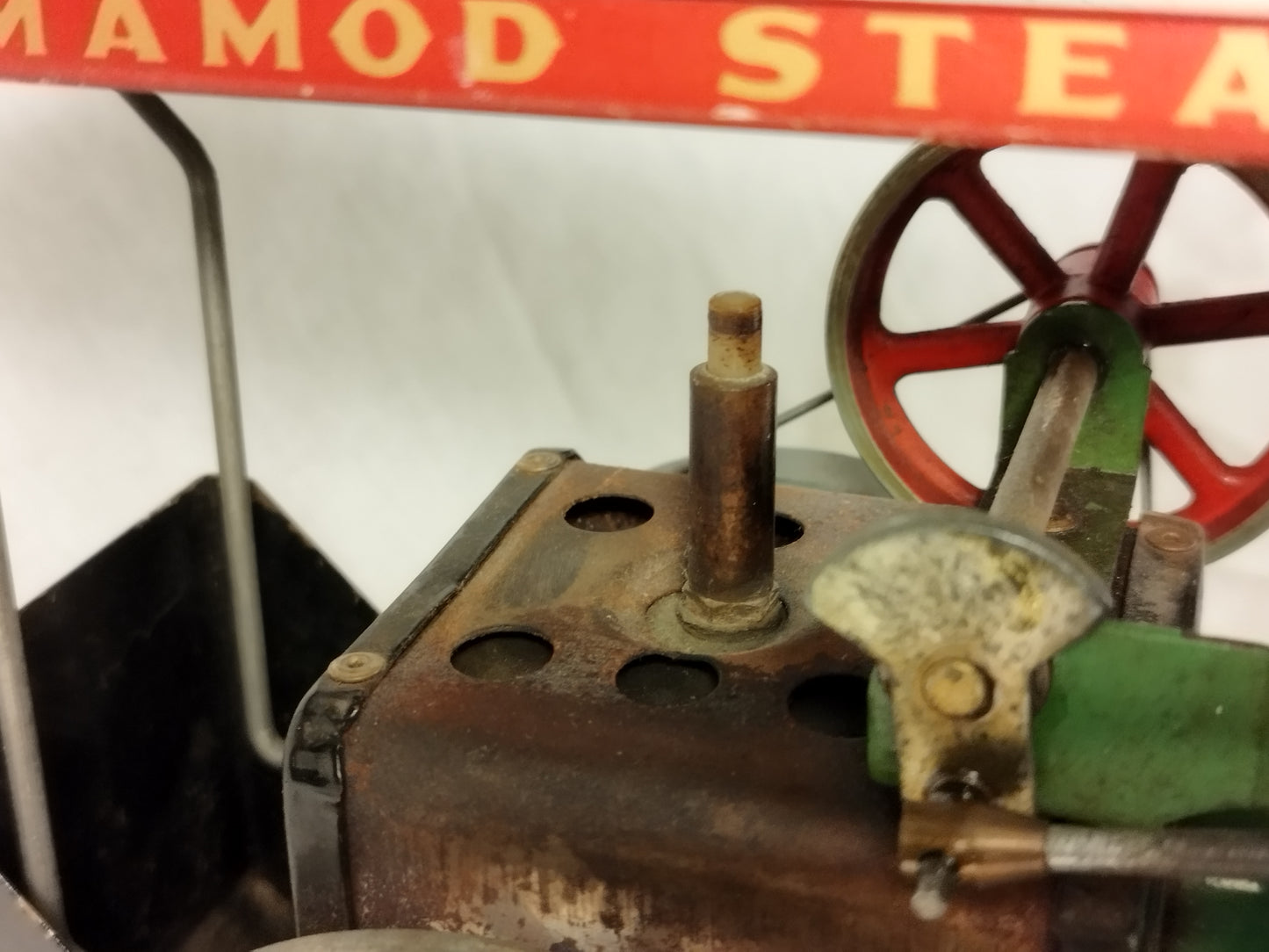 Mamod Live Steam Tractor TE1A - Push Button Whistle