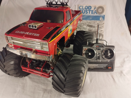 1987 Tamiya "Clod Buster" 1/10 RC Monster Truck - Chevy Bowtie