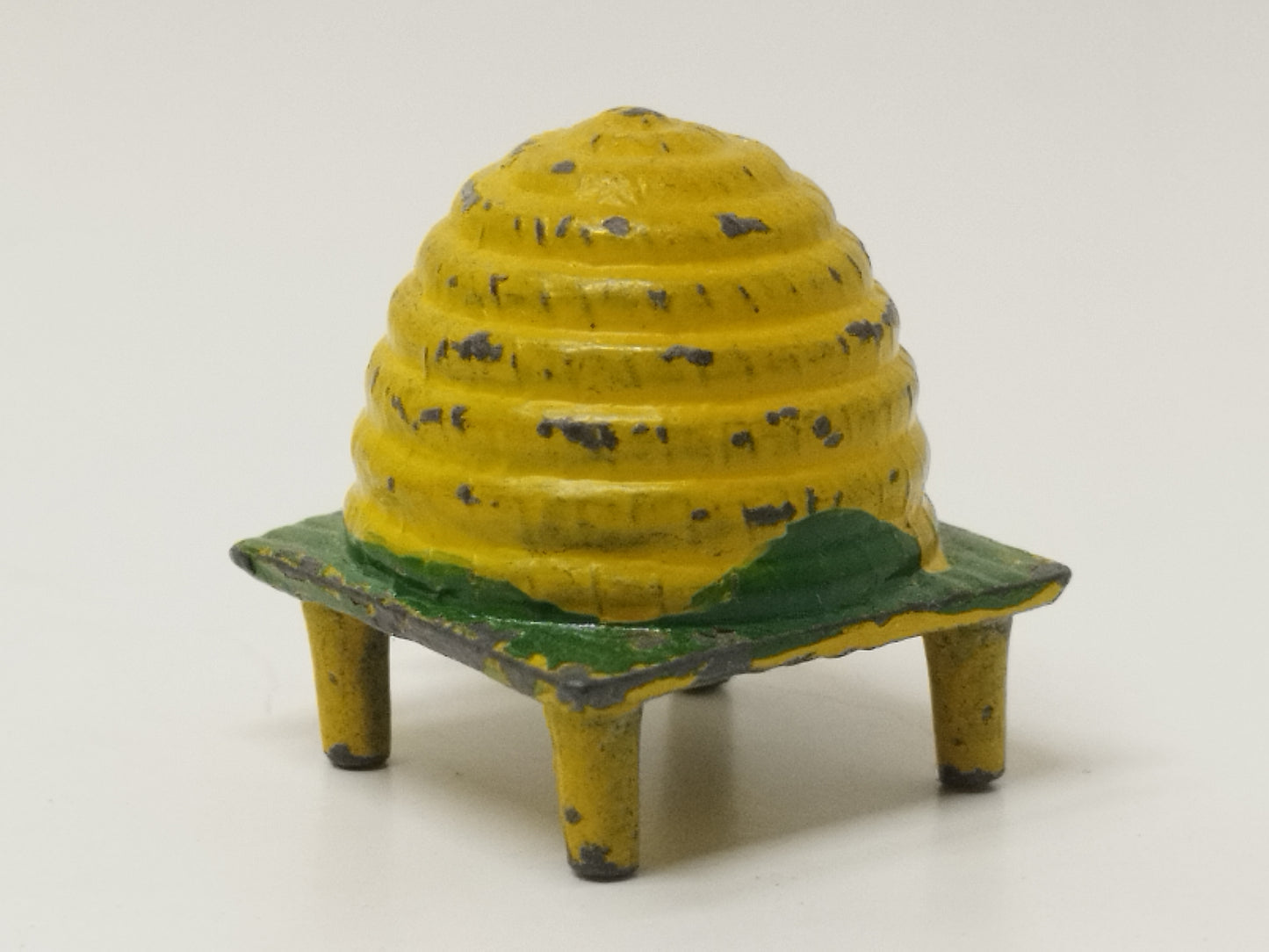 F.G Taylor Barrett Floral Garden Series Beehive