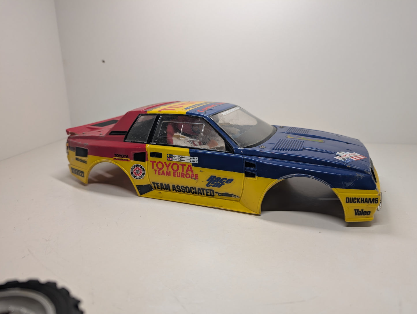 Vintage Tamiya Toyota Celica GrB 1/10 RC Body Shell Wheels and Tyres - Original