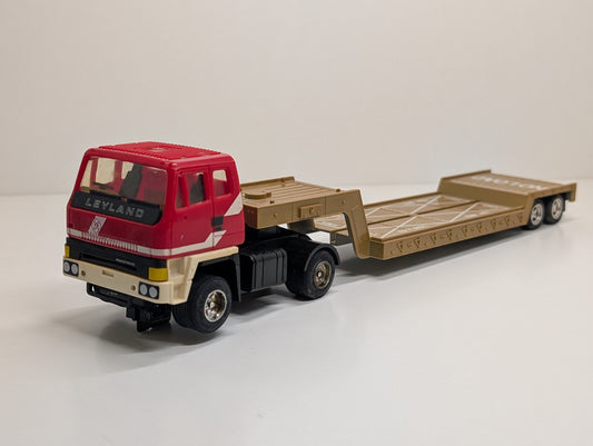 Scalextric C302 Juggernaut Leyland Roadtrain Low Loader - Working