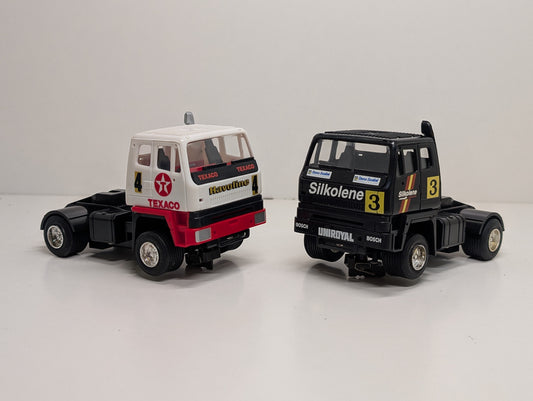 Scalextric C537 Racing Truck Lorry x 2 - Working