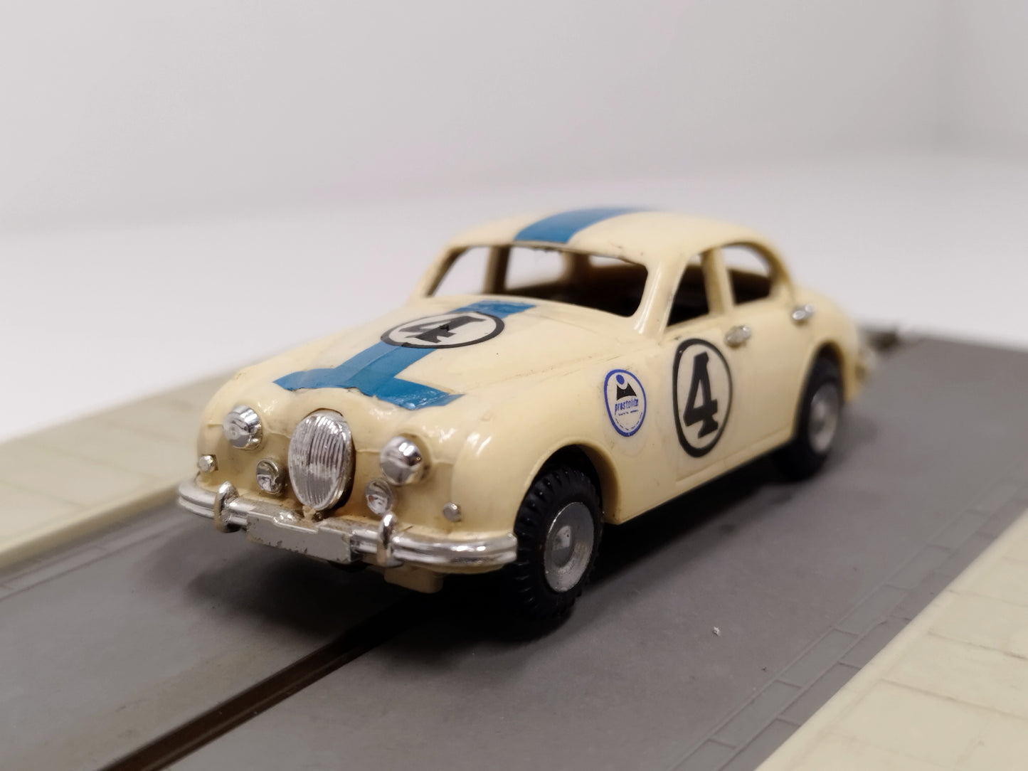 Minic Motorway Jaguar MkII and Paved Roadway Section with Flagpole