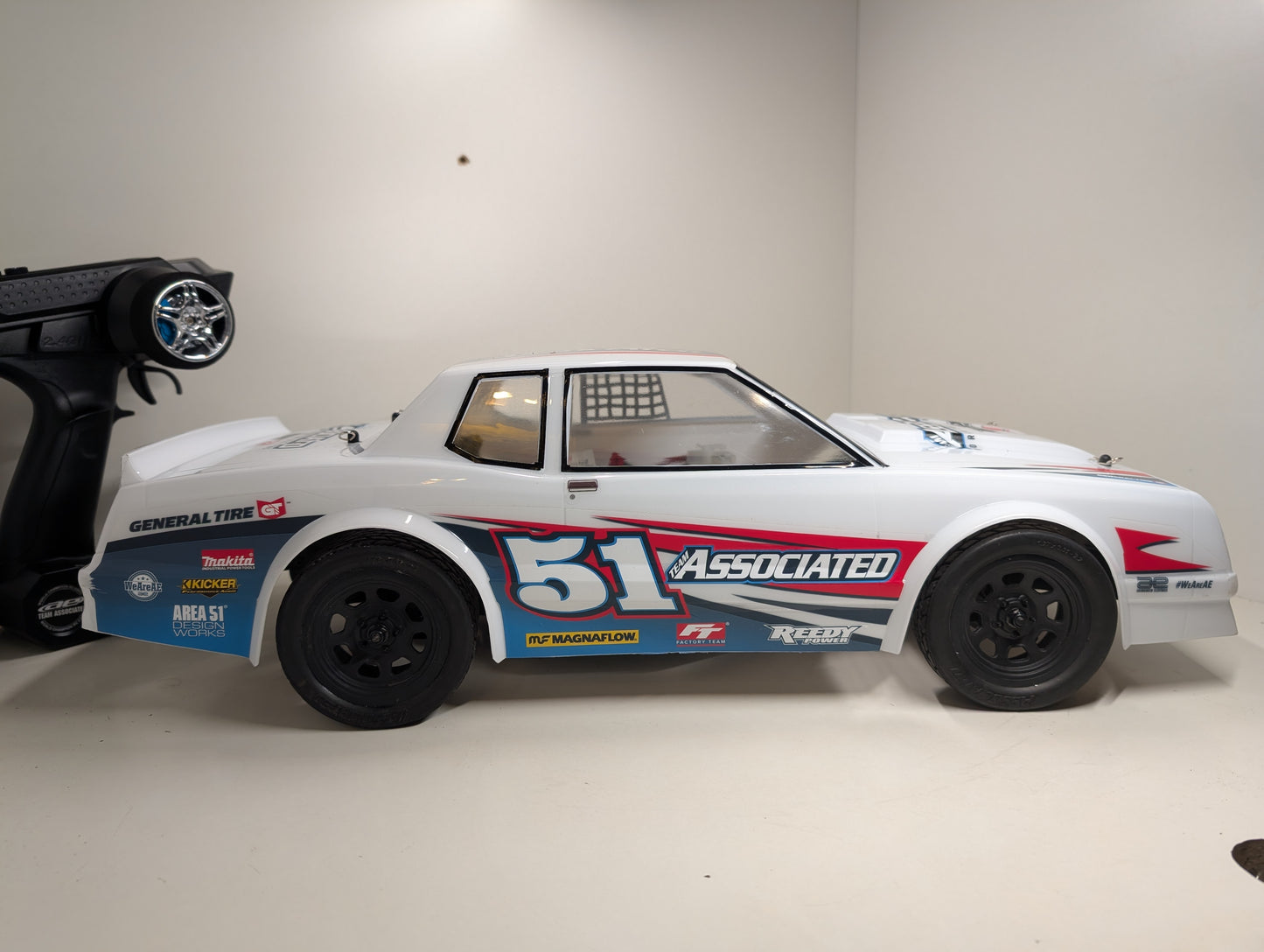 Team Associated SR10 Dirt Oval Short Course Car 1/10 Scale RC - Ready to Run