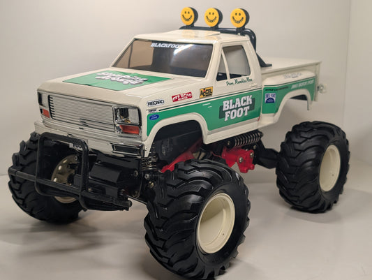Vintage Tamiya Blackfoot 1/10 RC Monster Truck - Shelf Queen